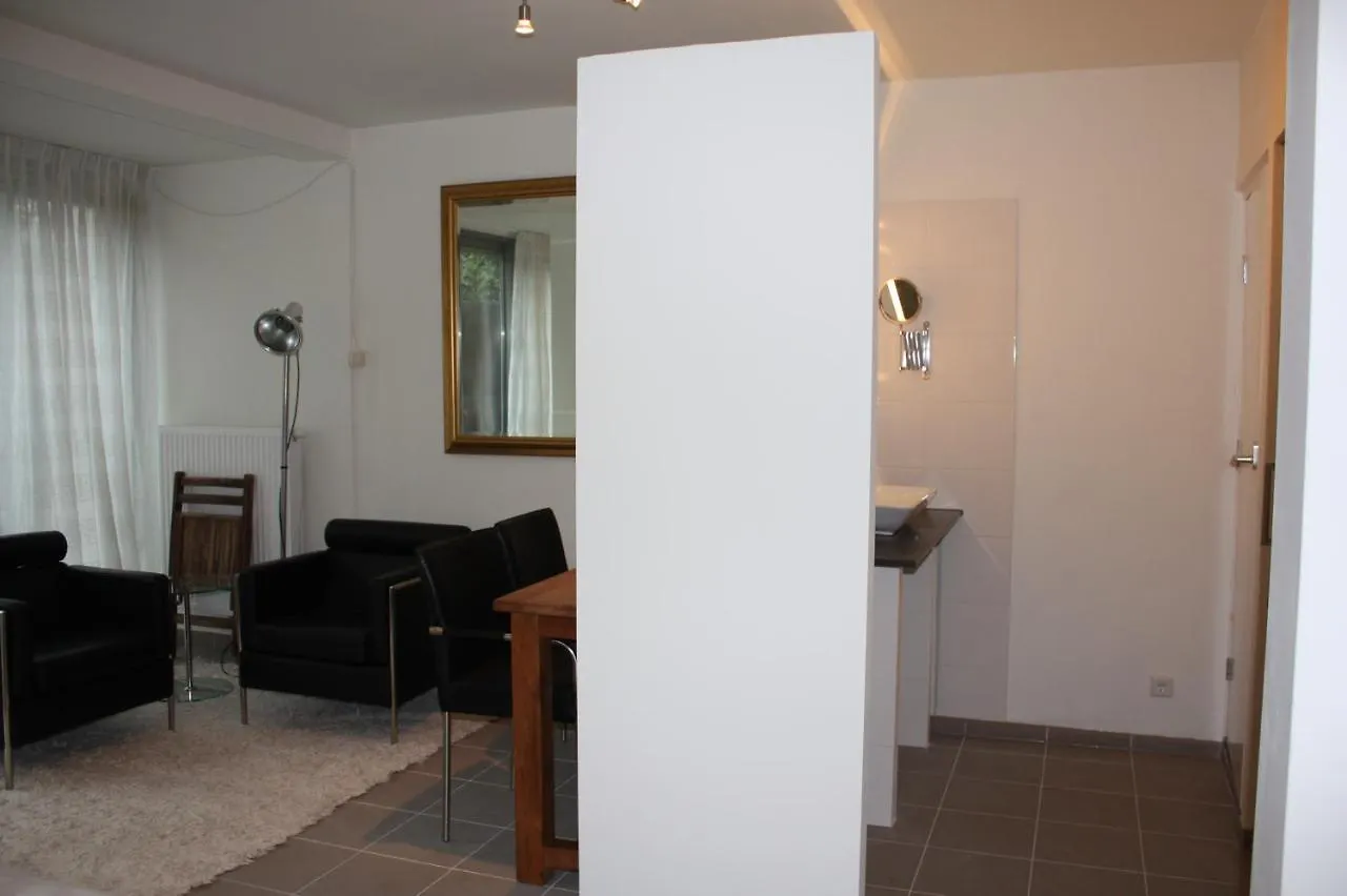 At Number 6 Bed & Breakfast Amsterdam