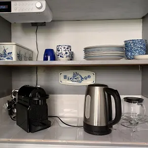 West Frühstückspension